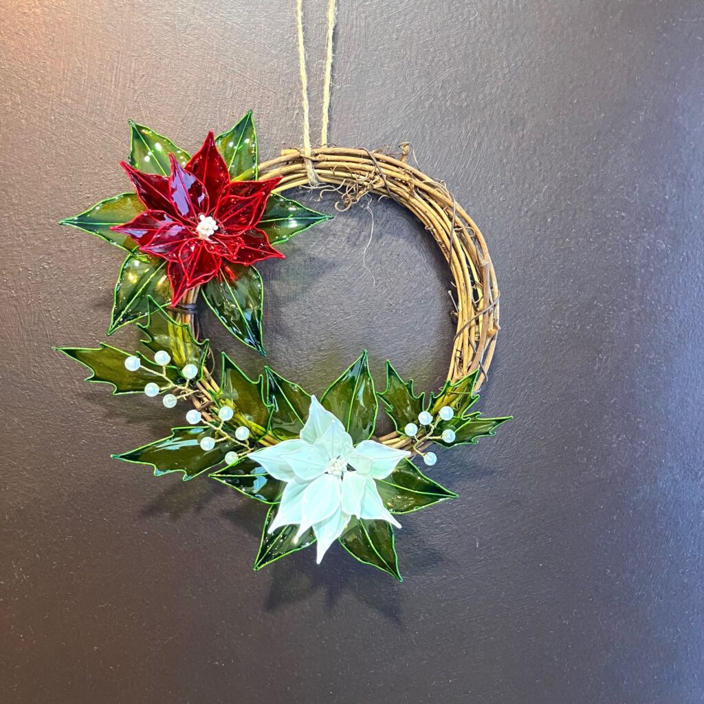 ディップアート体験　クリスマスリース　ポインセチアと柊のリース